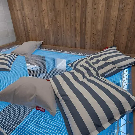 Apartment 1850: Neuf Au Pied Des Pistes Avec Piscine Et - Fr-1-564-102